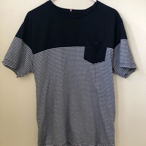 Men’s denim and flower pocket tee